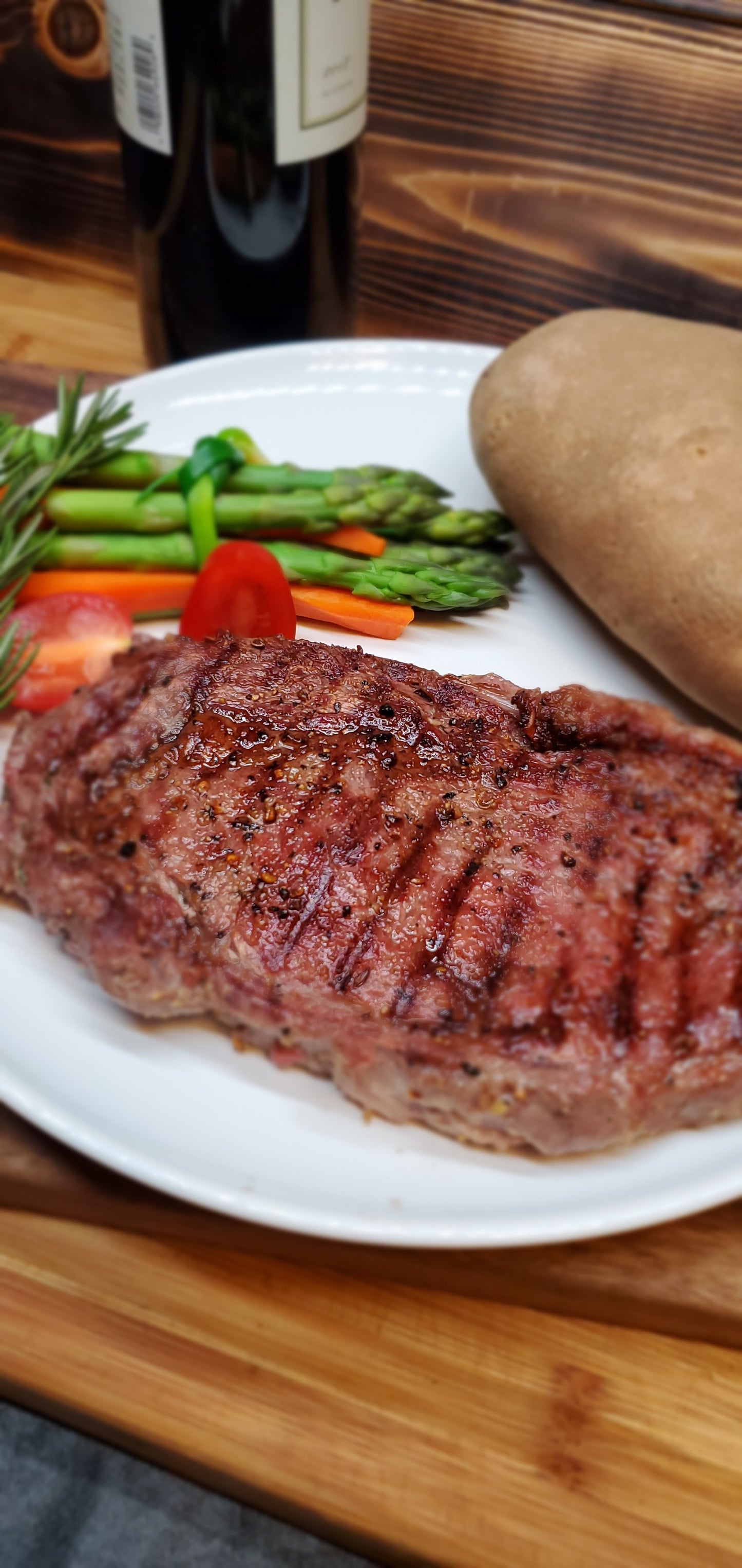 Ribeye and Fresh water Jumbo Prawns